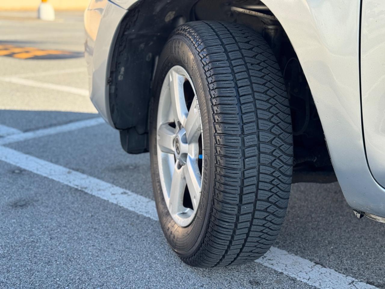 TOYOTA RAV4 2.2 D-4D 136 CV LUXURY 2006 1 PROP 12 MESI DI GARANZIA