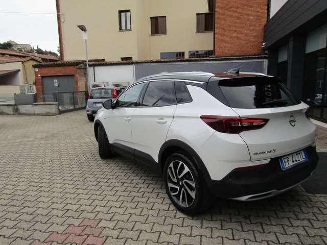 Opel Grandland X GRANDLAND X 177 CV AUTO,CERCHI 19,NAVI,GANCIO,FUL