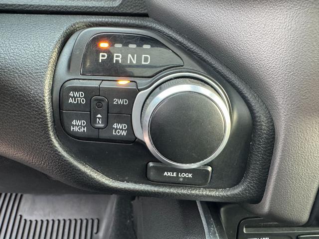 DODGE RAM 4x4 5.7 HEMI - TOTAL BLACK - MONSTER VERSION