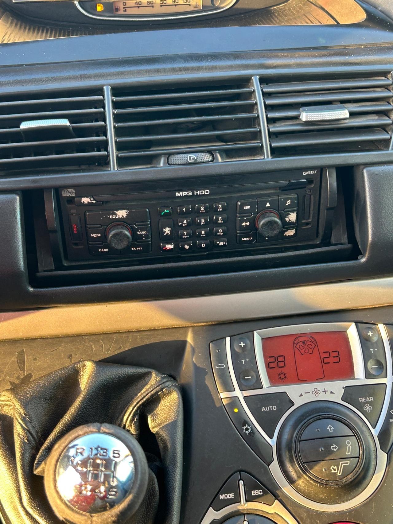 Peugeot 807 2.0 HDi 163CV SV