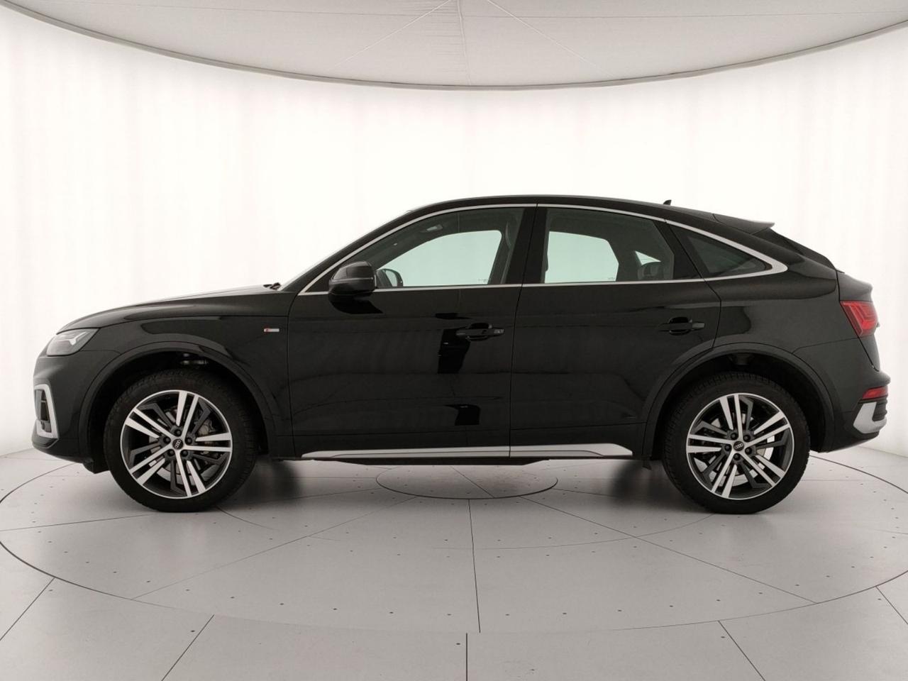 Audi Q5 sportback 40 2.0 tdi mhev 12v s line plus quattro s-tronic