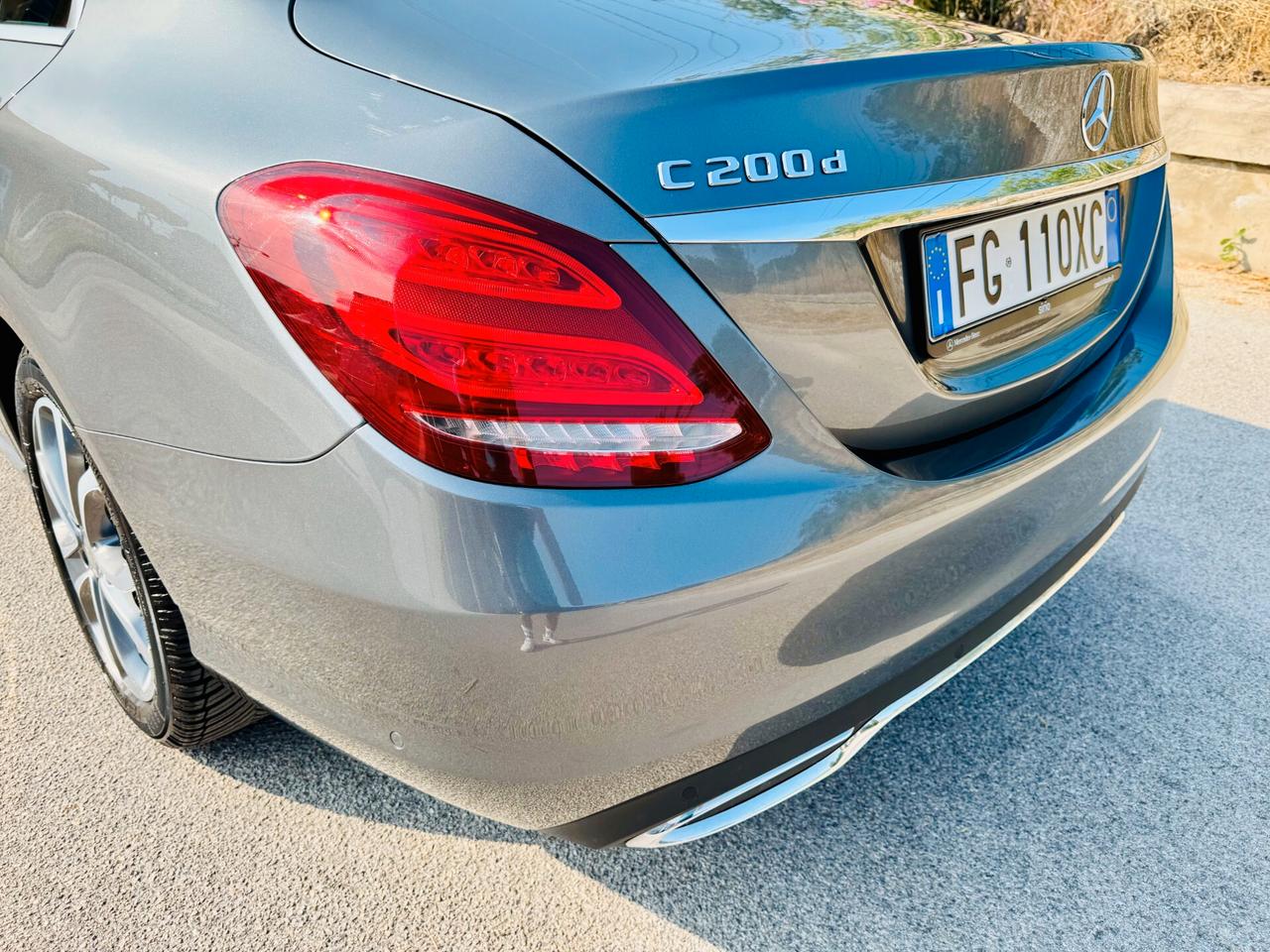 Mercedes-benz C 200 d Premium / LED / NAVI / Automatica