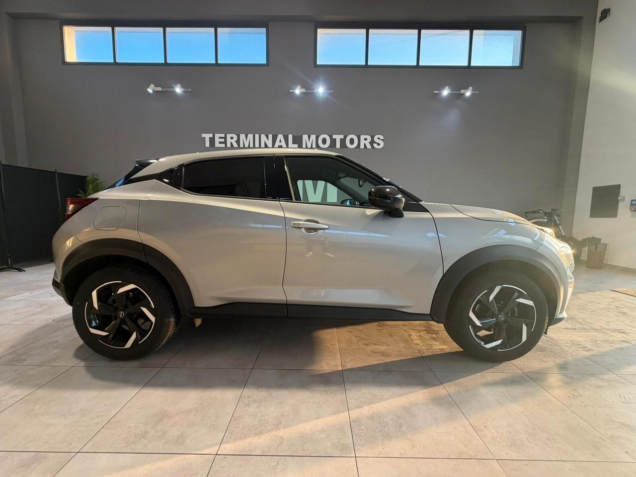 Nissan Juke 1.0 DIG-T 114 CV DCT N-Connecta