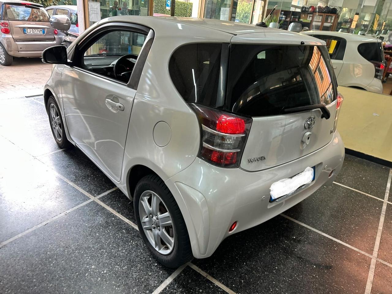 Toyota iQ 1.3 Executive