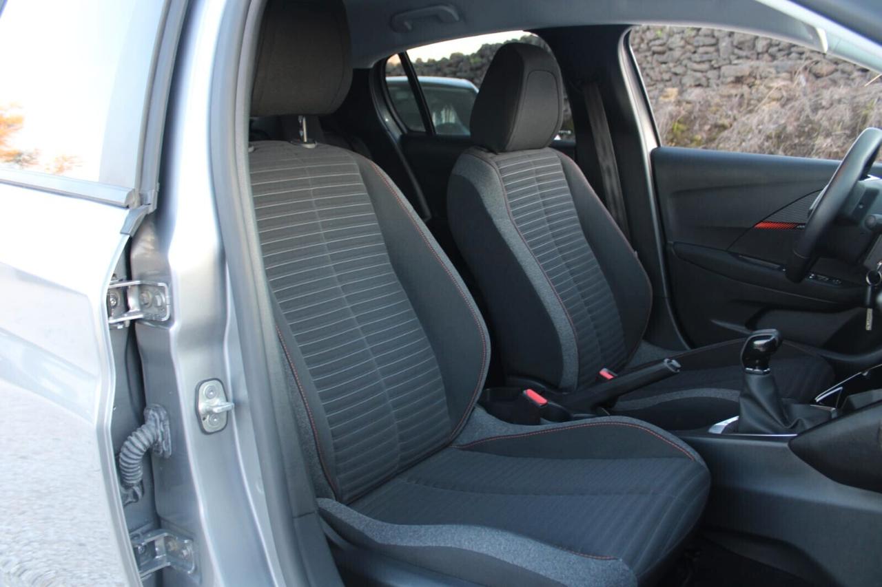 Peugeot 208 Tua A SOLI 142€ al mese