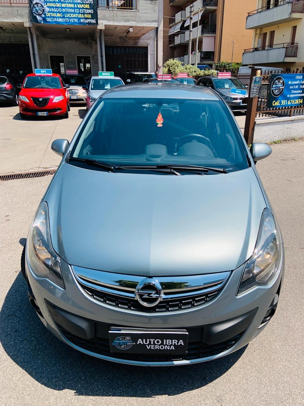 Opel Corsa 1.2 85CV 5 porte GPL-TECH Edition