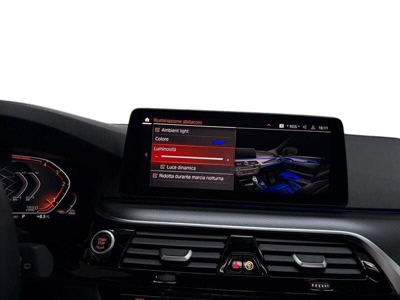 BMW Serie 5 518d 48V Touring Msport