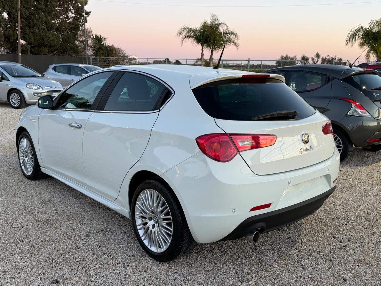 Alfa Romeo Giulietta 1.6 JTDm-2 105 CV Exclusive