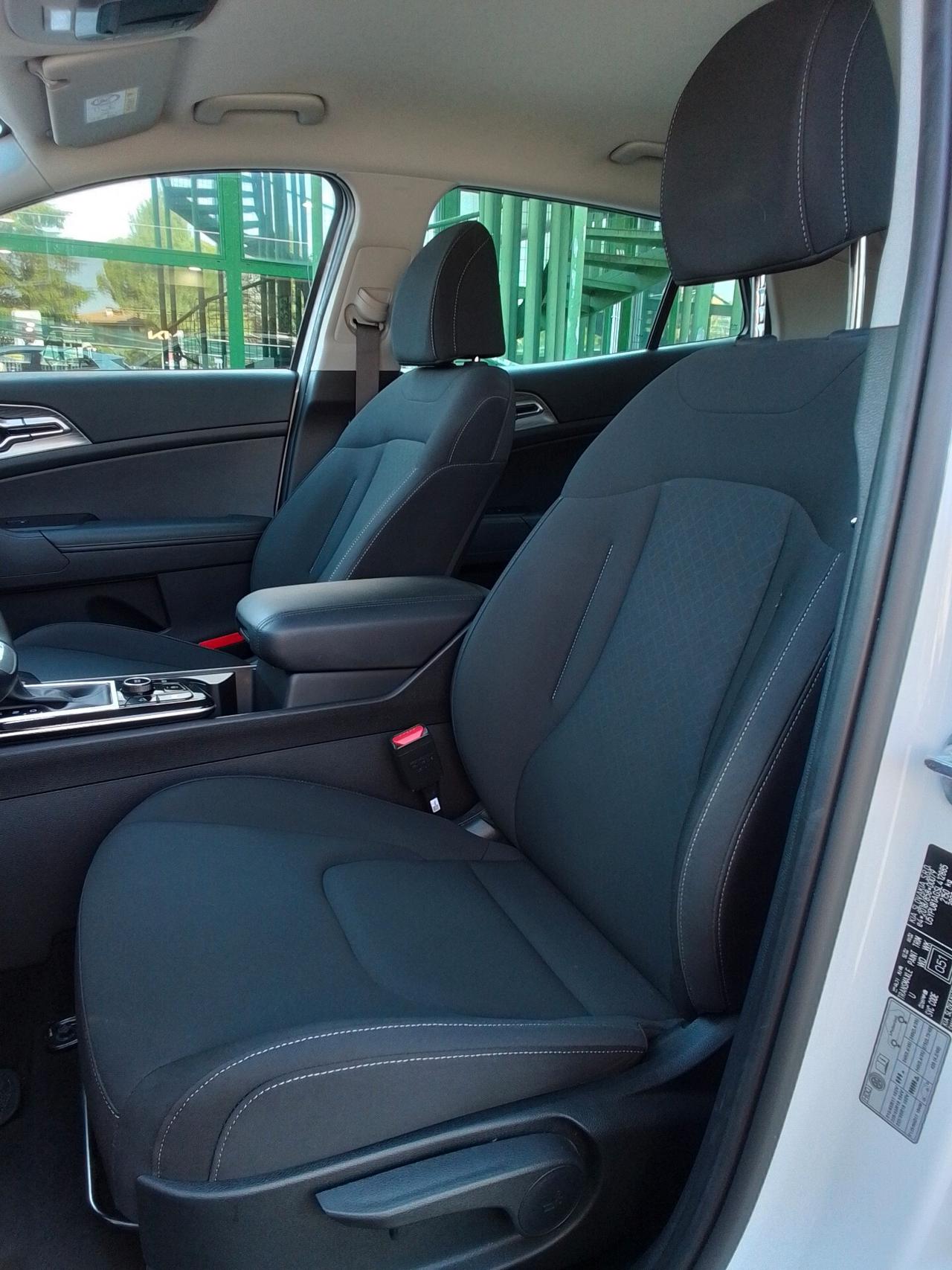 Kia Sportage 1.6 CRDi MHEV DCT Business