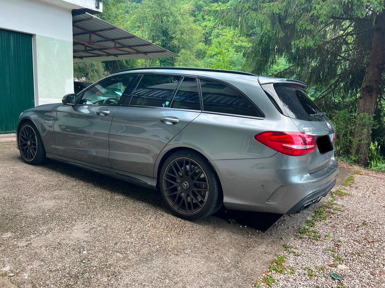 Mercedes-benz C 63 AMG