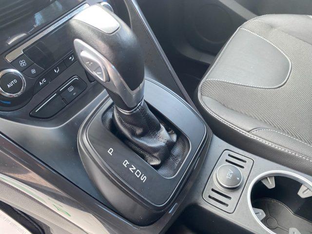 FORD Kuga 2.0 TDCI 150 CV 4WD Powershift Titanium