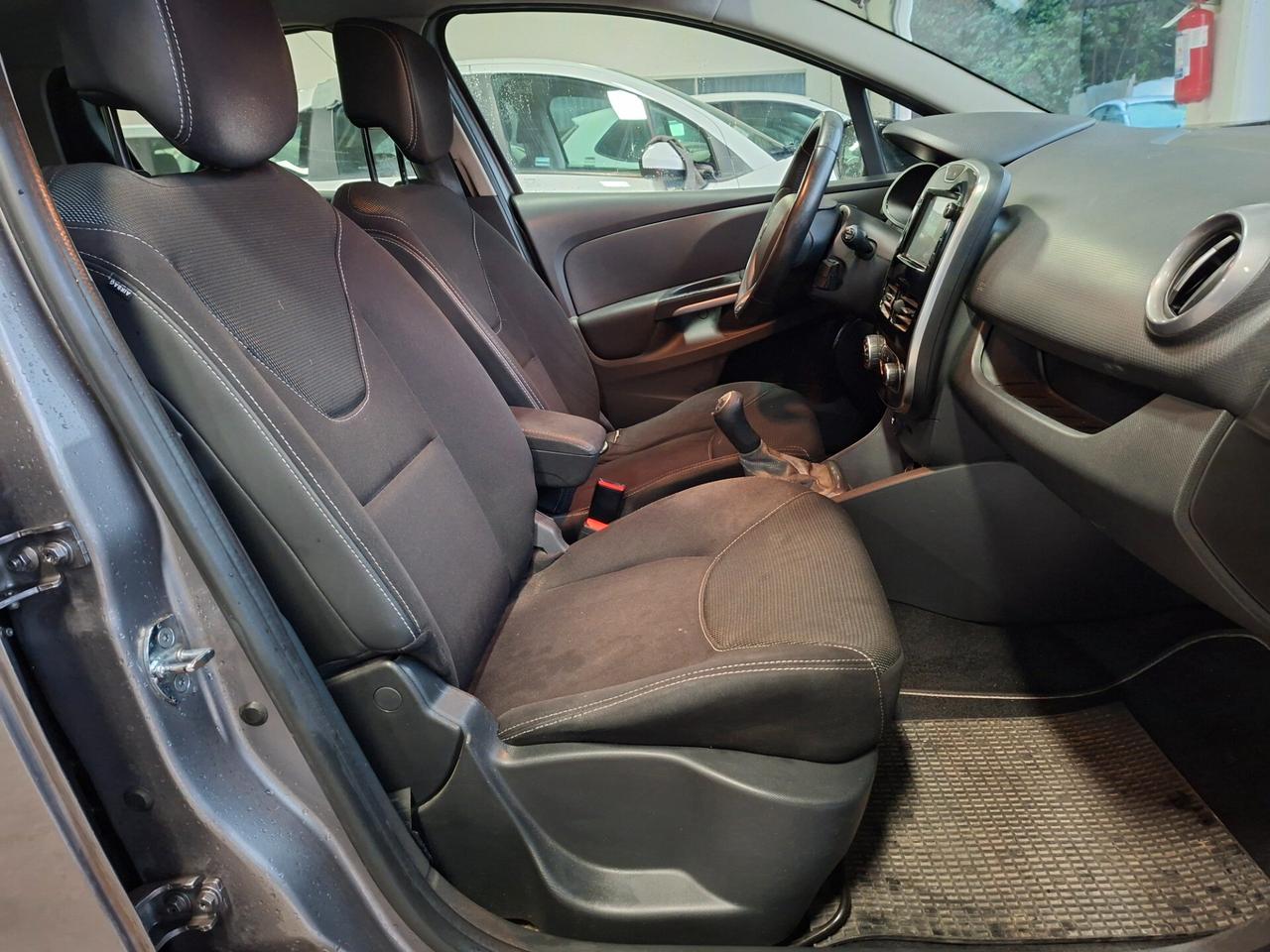 Renault Clio Sporter 0.9 TCe 12V 90CV Costume National