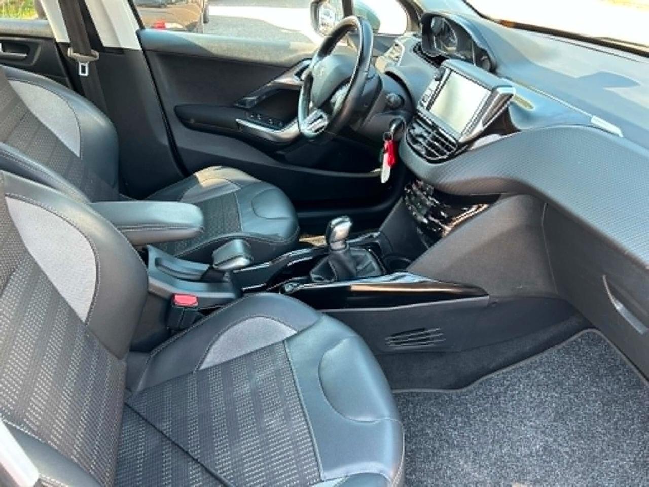 Peugeot 2008 BlueHDi 100 GT Line