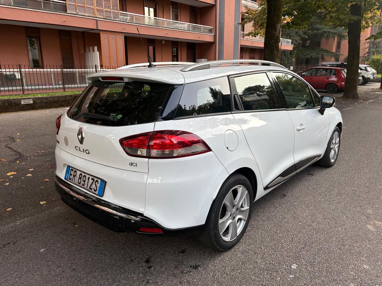Renault Clio Sporter 1.5 dCi 8V 75CV Live