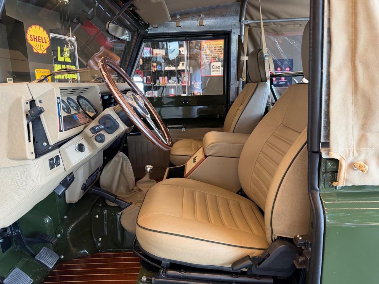 Land Rover Defender 90 diesel Soft-top 19J