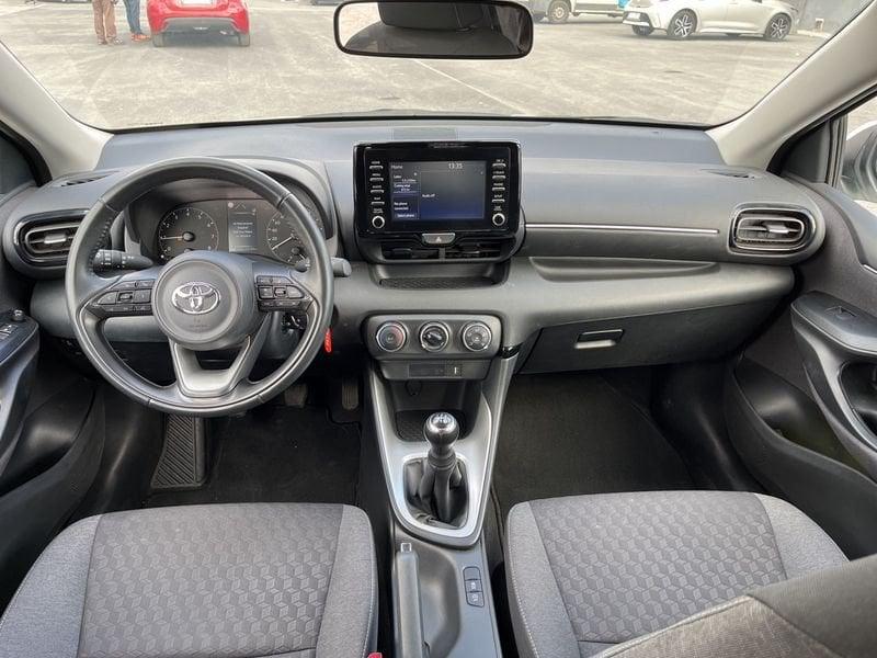 Toyota Yaris 1.0 5 porte Active