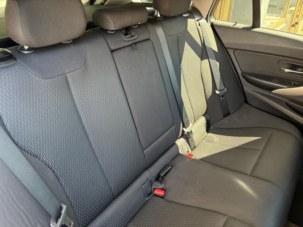 Bmw Serie 320d xDrive Touring Sport