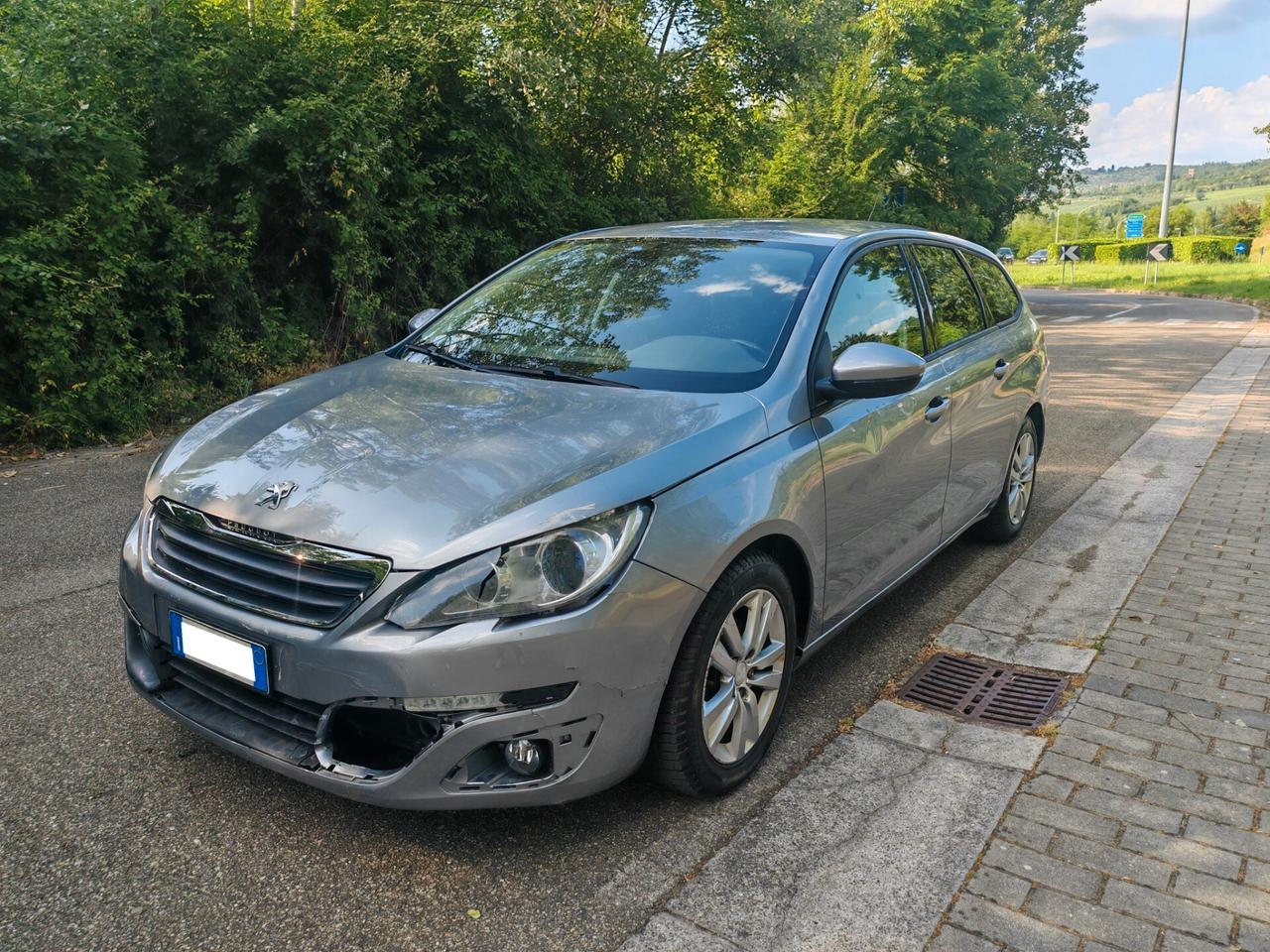 Peugeot 308 1.6 HDi Incidentata/Sinistrata
