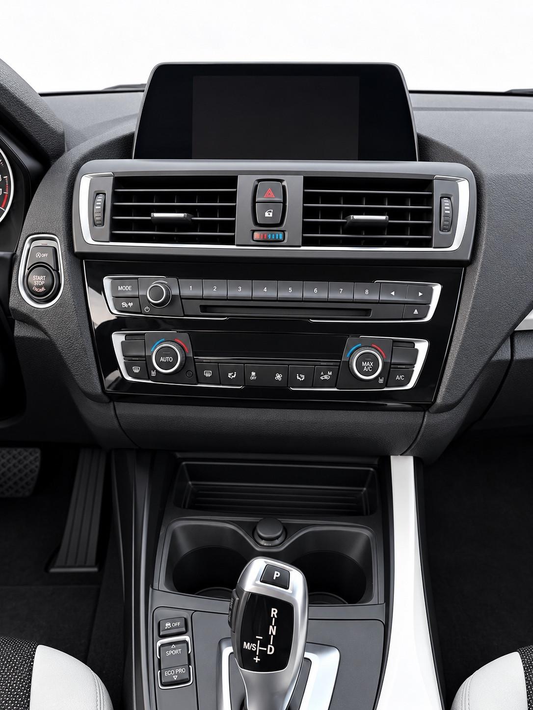 BMW 116d SERIE 1 F20 LCI 5 PORTE NEOPATENTATi