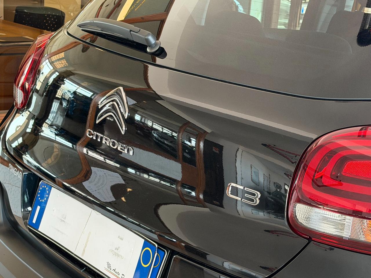 Citroen C3 1.5 BLUEHDI 100 cv. SHINE