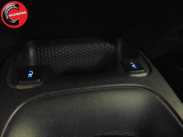 TOYOTA Corolla 1.8 Hybrid Business