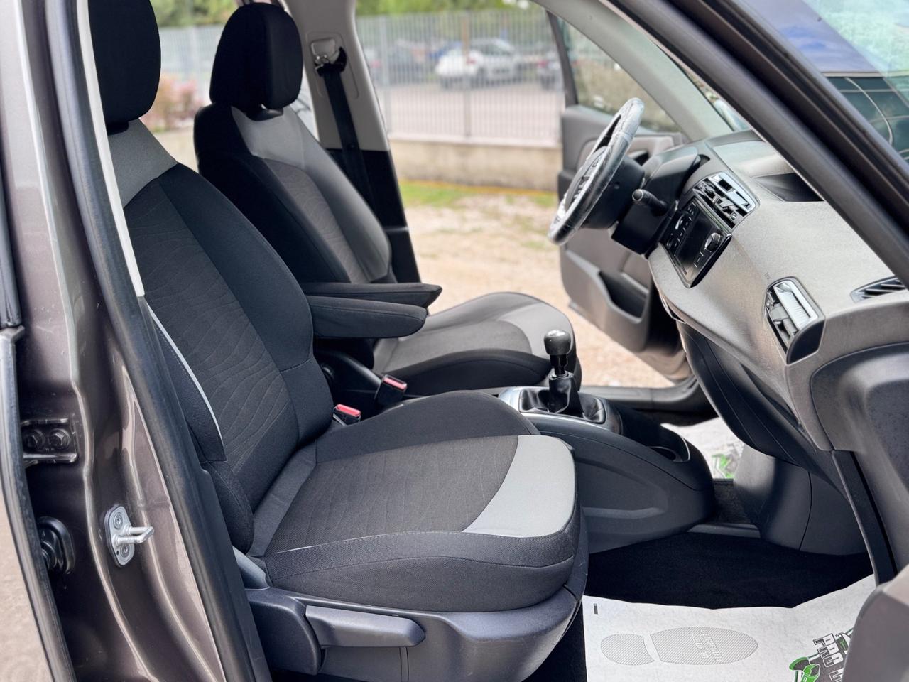 Citroen C4 Grand Picasso 7 posti 1.6 ehdi 120cv - 2016