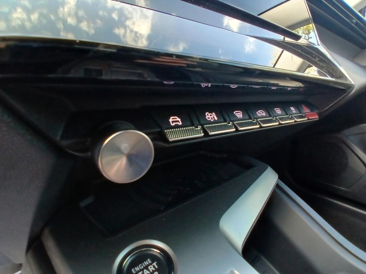 Peugeot 408 Hybrid 136 e-DCS6 Allure