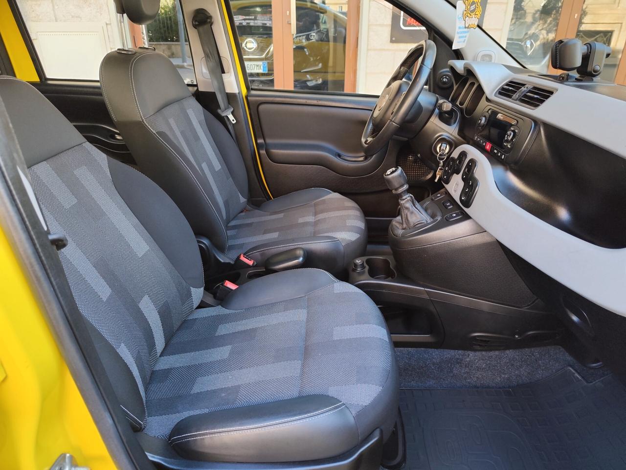 Fiat Panda 1.2 BENZ/GPL 69CV CROSS 5 POSTI