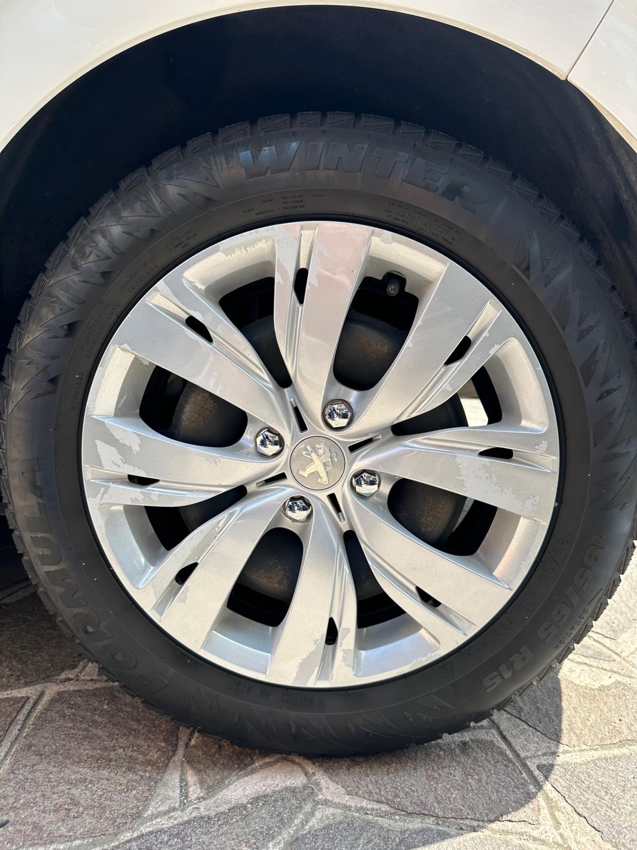 Peugeot 208 PureTech 82 5 porte Active