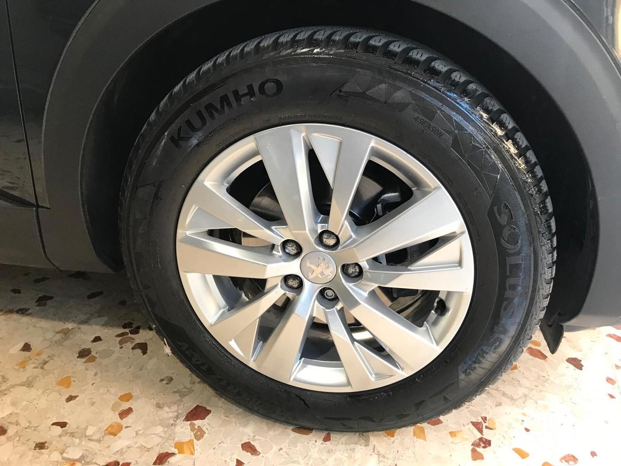 Peugeot 3008 BlueHDi 120cv Business km 95000