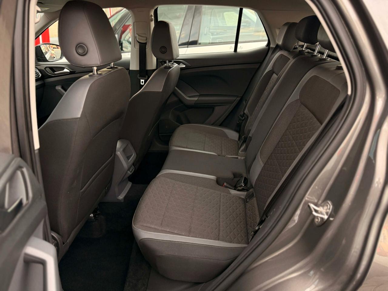 Volkswagen T-Cross 1.6 TDI DSG SCR Advanced BMT BELLA