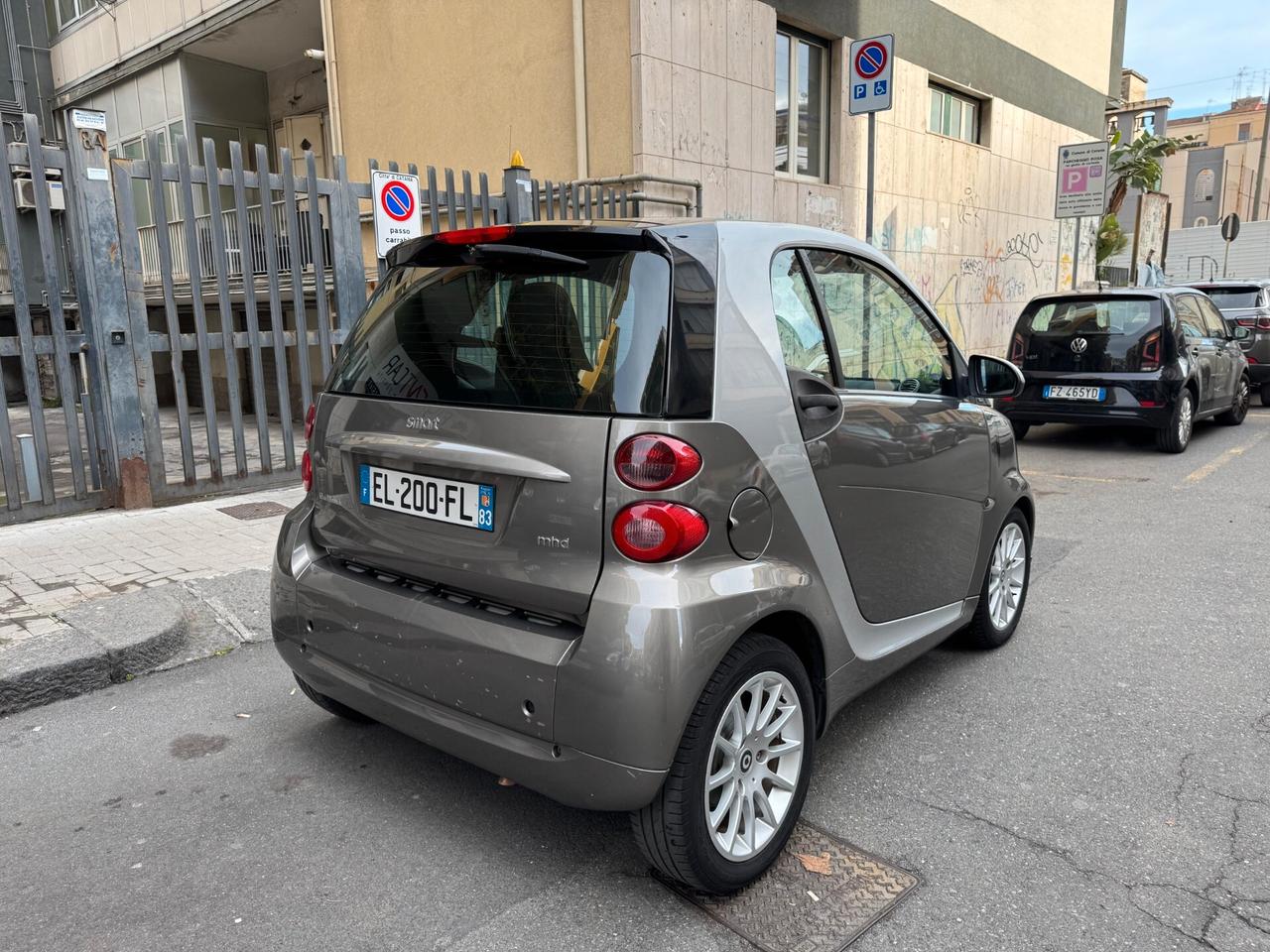 Smart ForTwo 1000 52 kW MHD coupé passion