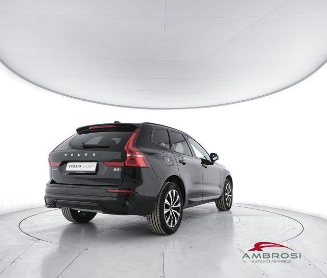 VOLVO XC60 2.0 b5 Plus Dark awd auto