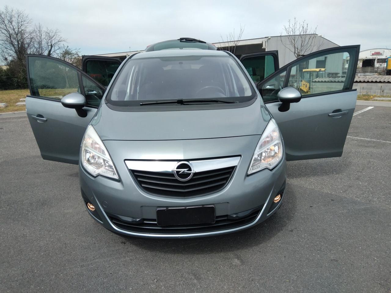 Opel Meriva 1.4 100CV Cosmo x neopatentati