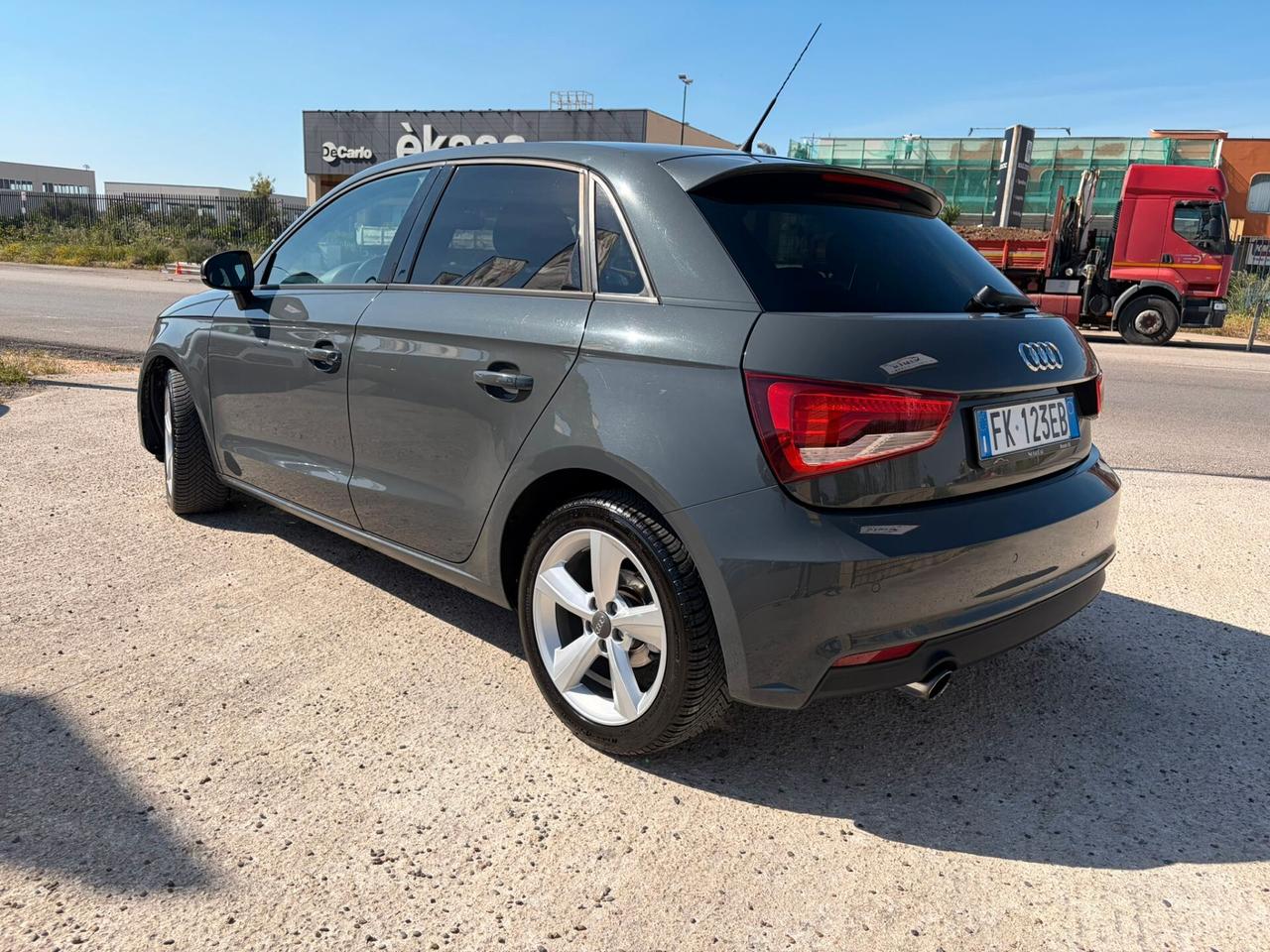 Audi A1 1.0 TFSI ultra Design