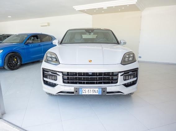 Porsche Cayenne Coupé 4.0 V8 S 2024 Grigio Gesso
