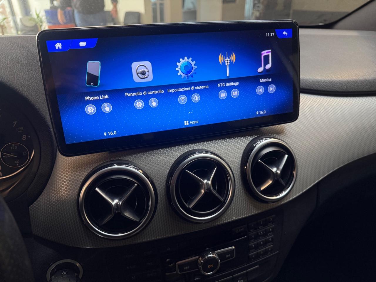 Mercedes-benz B 180 BlueEFFICIENCY Premium