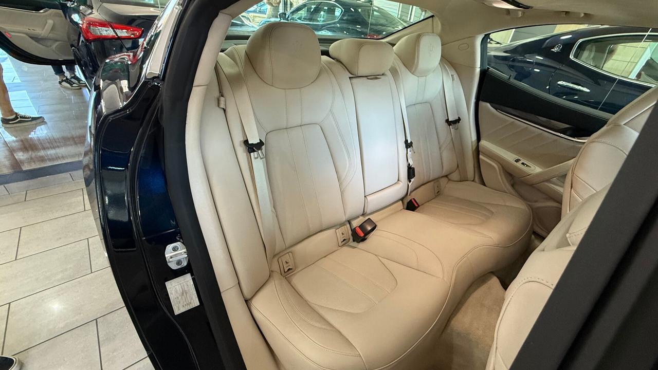 Maserati Ghibli V6 Diesel 275 CV Gransport RESTYLING