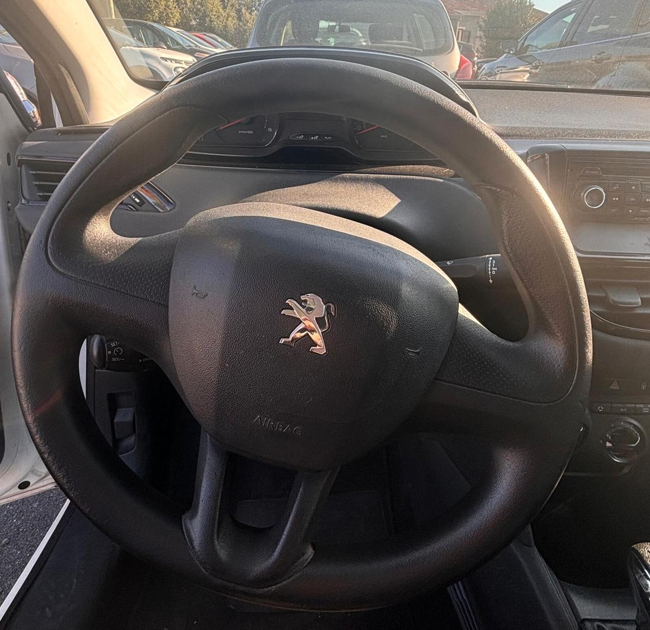 Peugeot 208 1.4 HDi 68 CV 5 porte Active