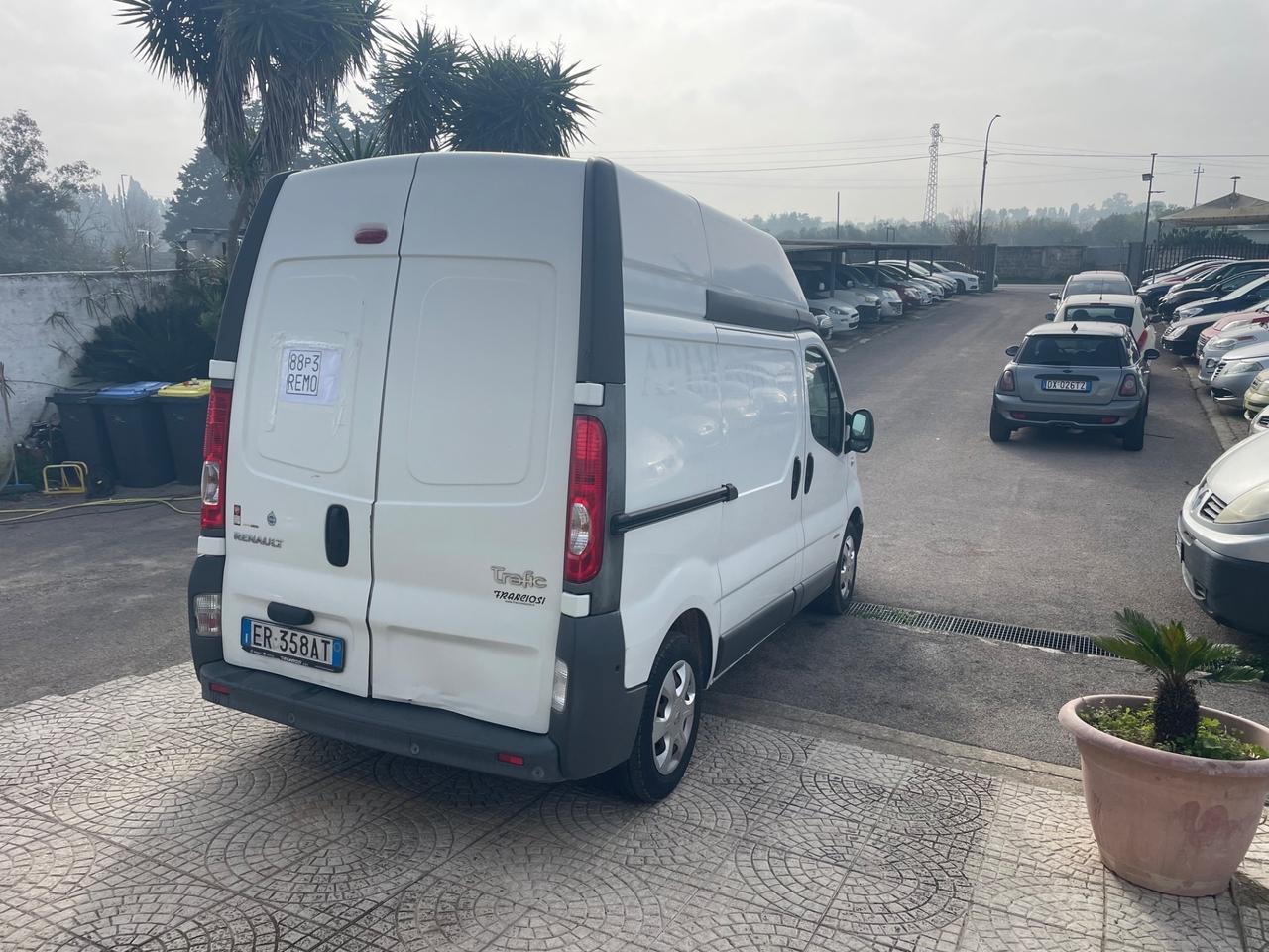 Renault Trafic T29 2.0 dCi/115 PL-TN Furgone tetto alto