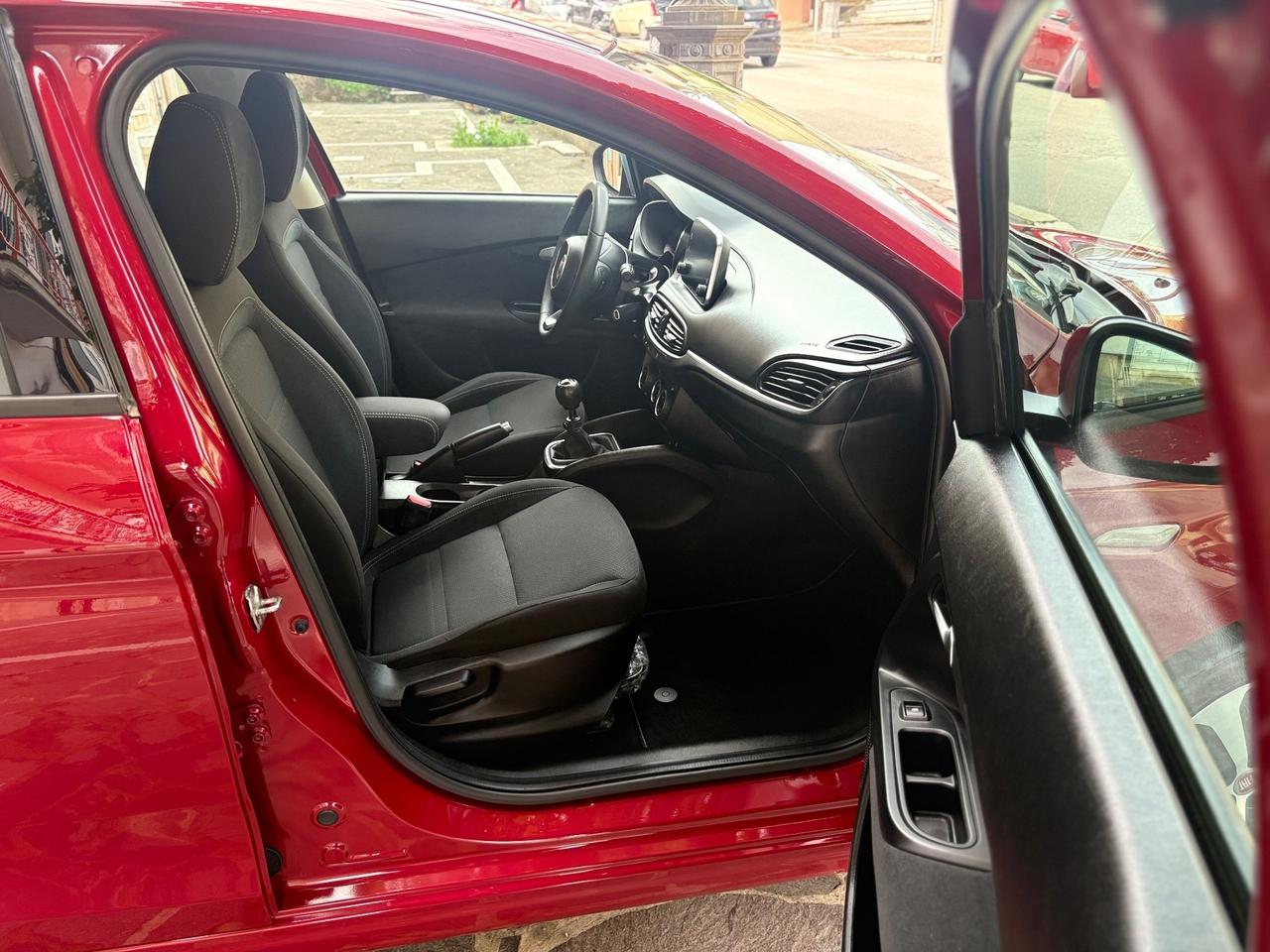 Fiat Tipo 1.6 Mjt 5PORTE Lounge ROSSO AMORE FULL