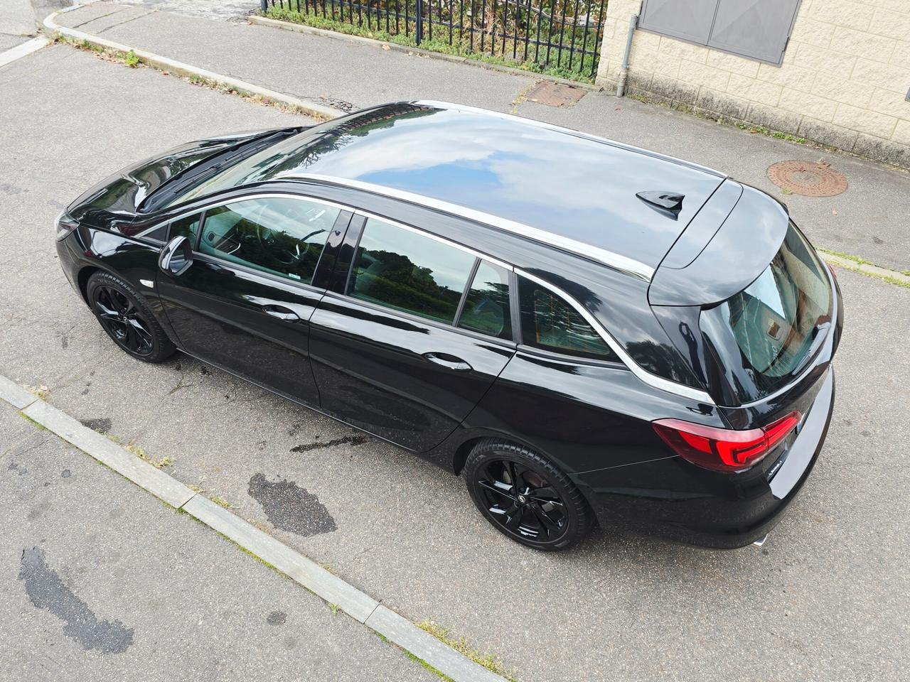 Opel Astra SportsTourer Cosmo 1.6 cdti (160cv) S&S Innovation