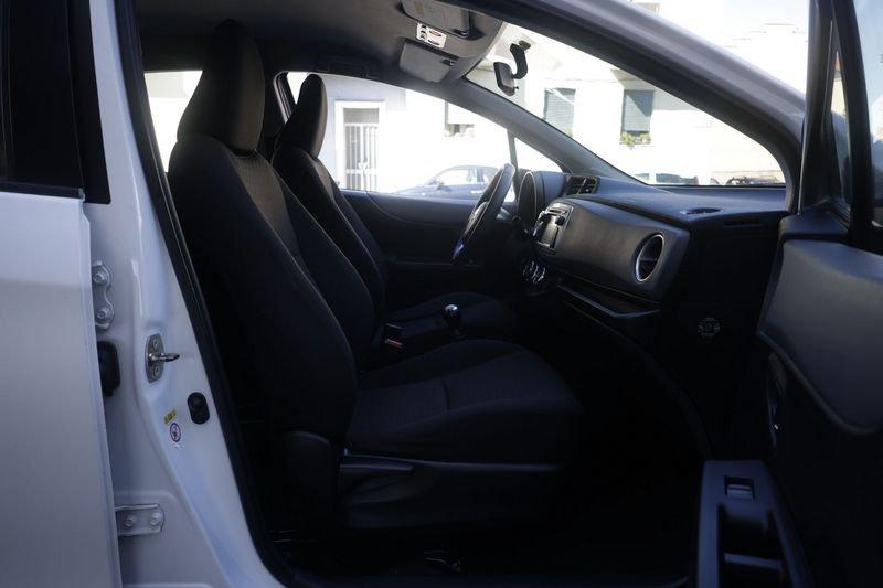 Toyota Yaris Toyota Yaris 1.0 5 porte Lounge Unicoproprietario