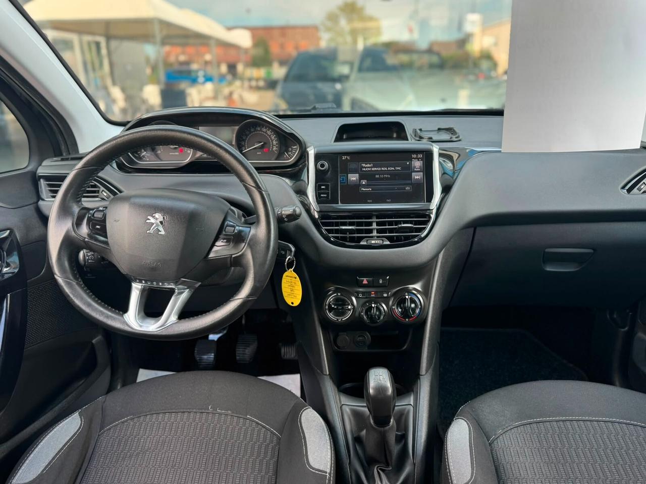 Peugeot 208 BlueHDi 75 5 porte Allure