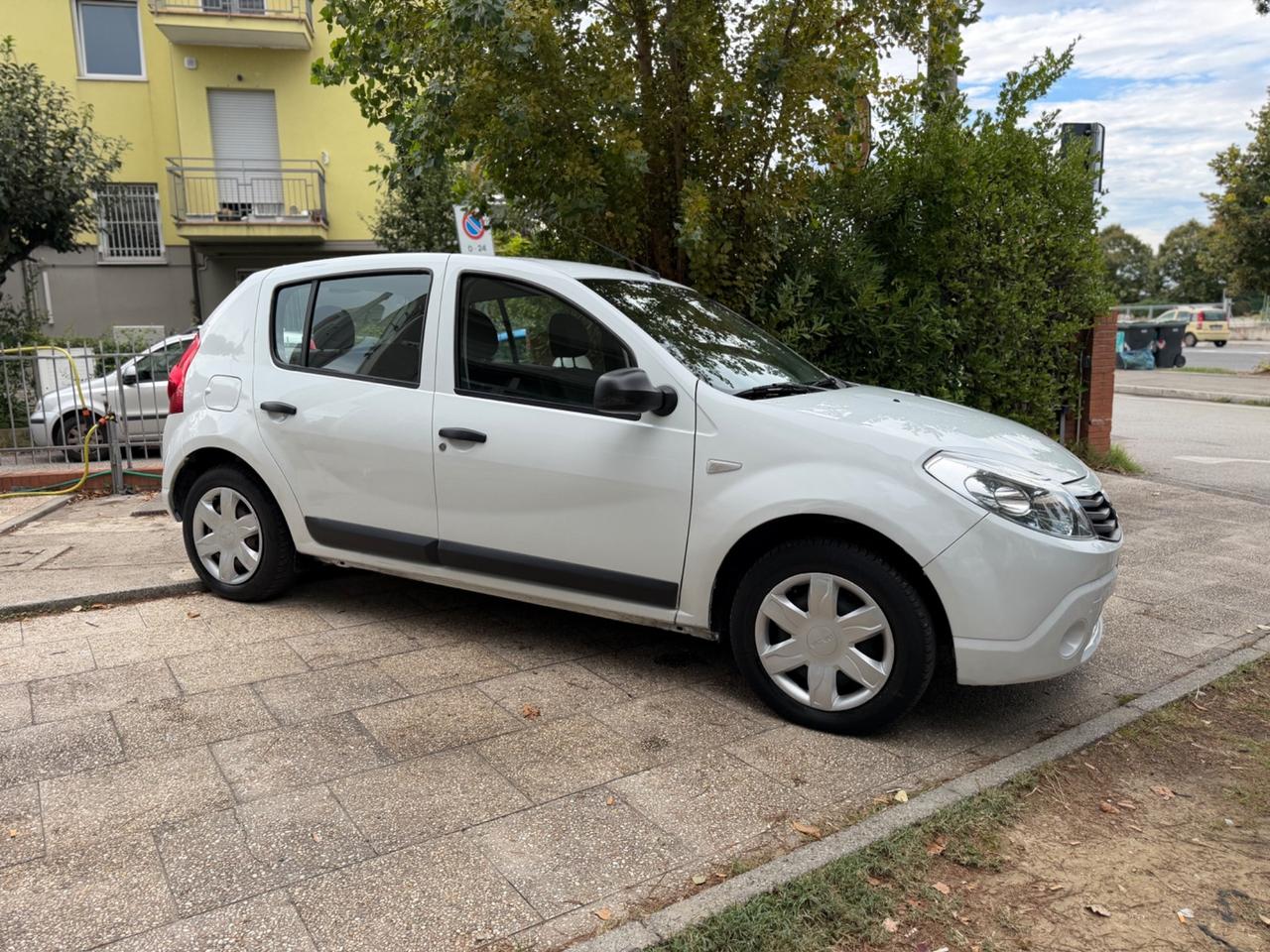 Dacia Sandero 1.4 8V GPL Ambiance NEOPATENTATI