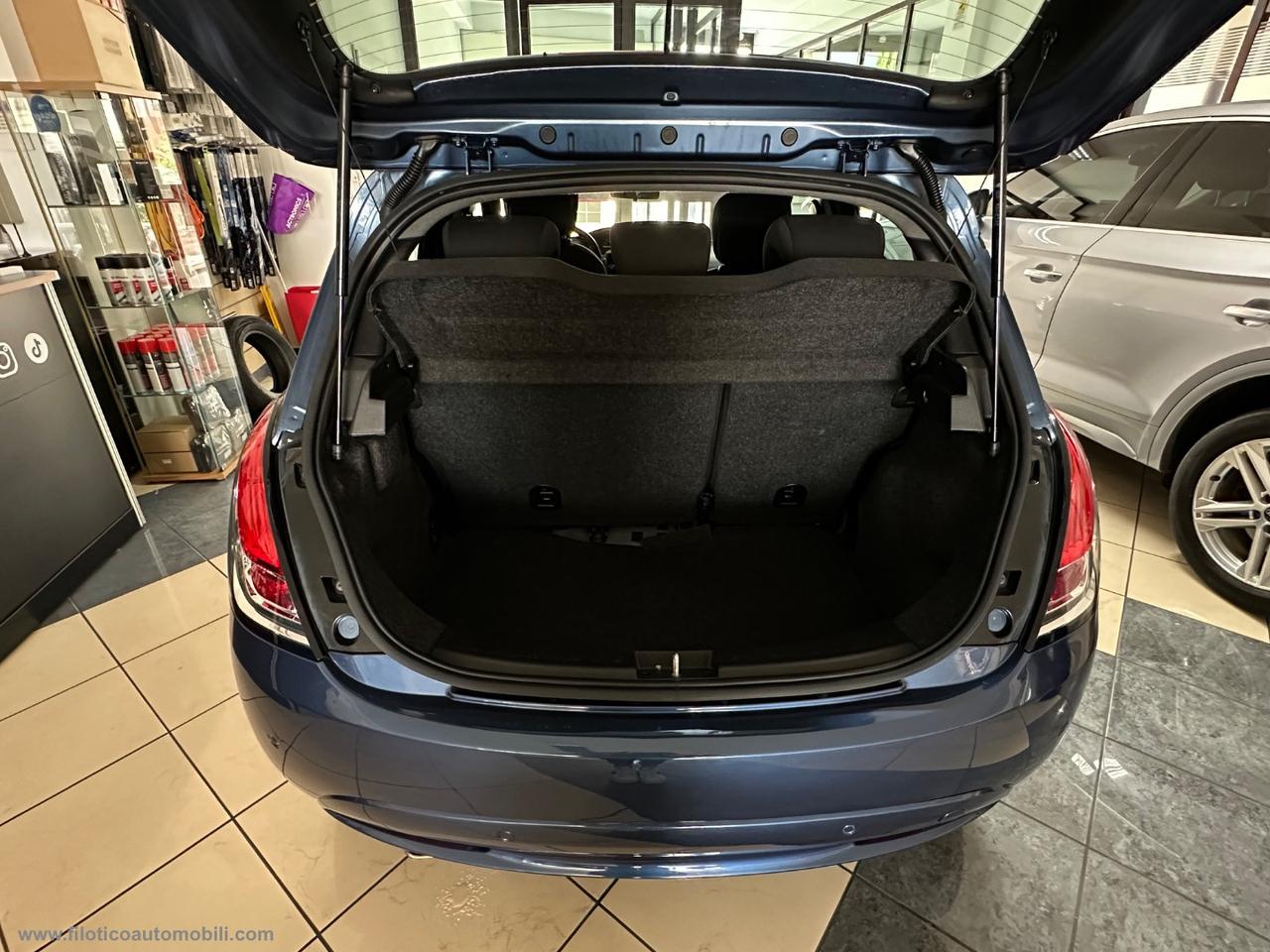 LANCIA Ypsilon 1.0 FireFly 5p.S&S Hybryd Gold