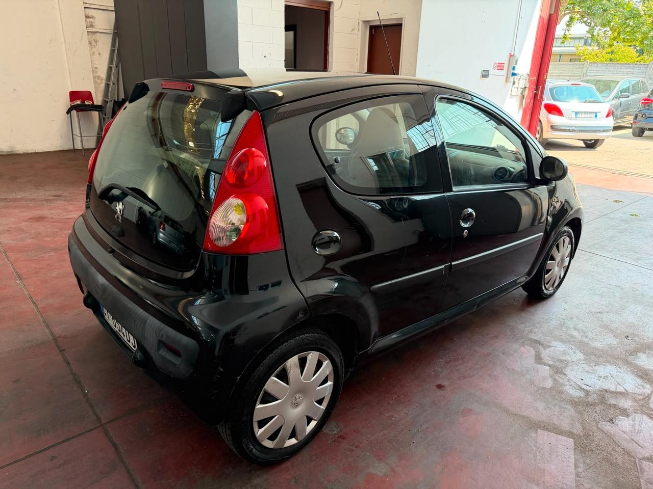 Peugeot 107 1.0 68CV 5p. Sweet Years neopat