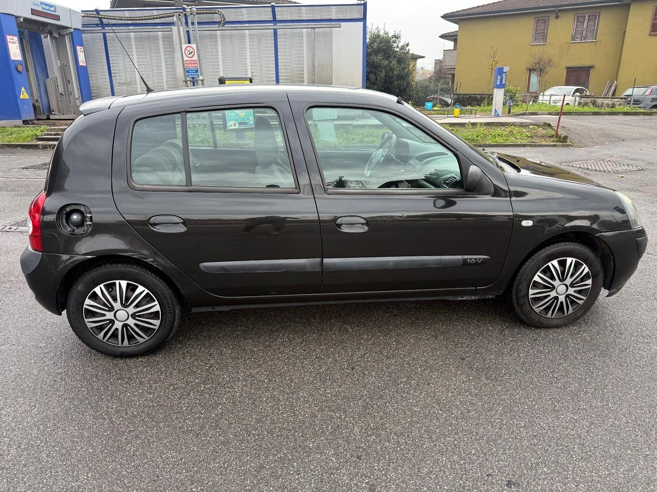 Renault Clio 1.2 16V cat 5 porte Luxe Privilège