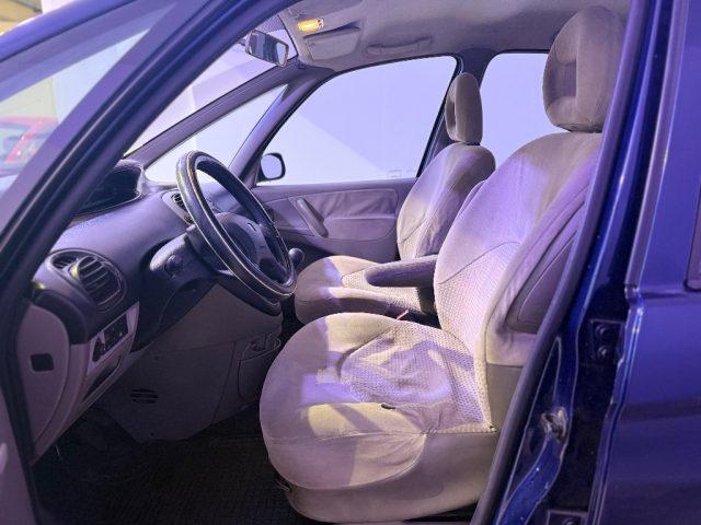 CITROEN Xsara Picasso 1.8 16V Exclusive