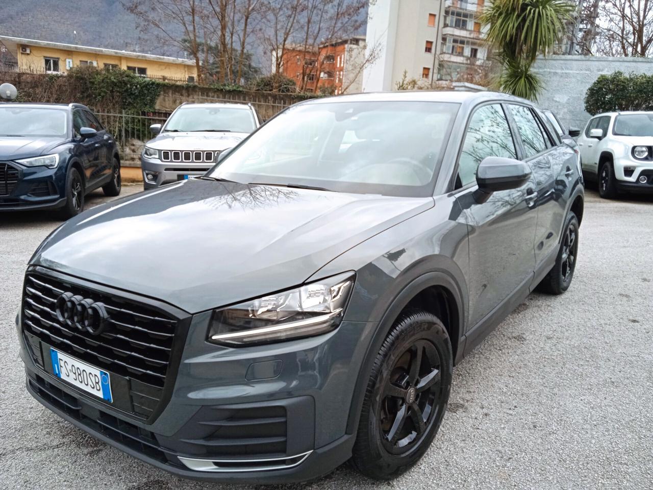 Audi Q2 / 1.6 TDI S tronic Admired